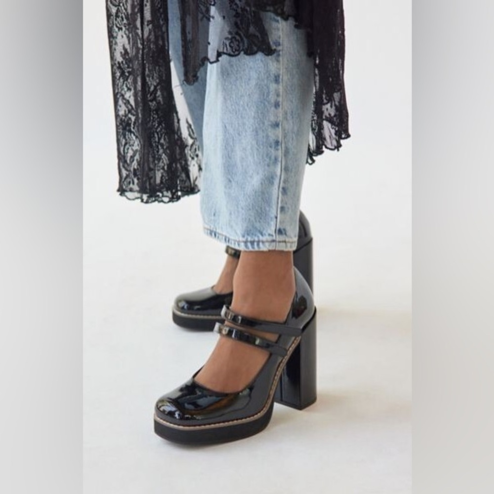 Steve Madden Black Platform Mary Jane Shoes